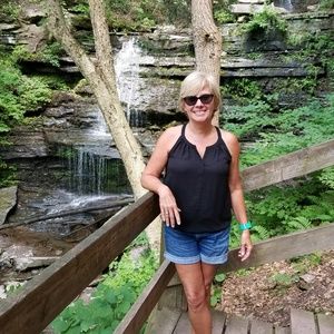 Meet your Posher, Cindy